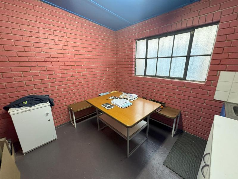 To Let commercial Property for Rent in Beaconvale Western Cape